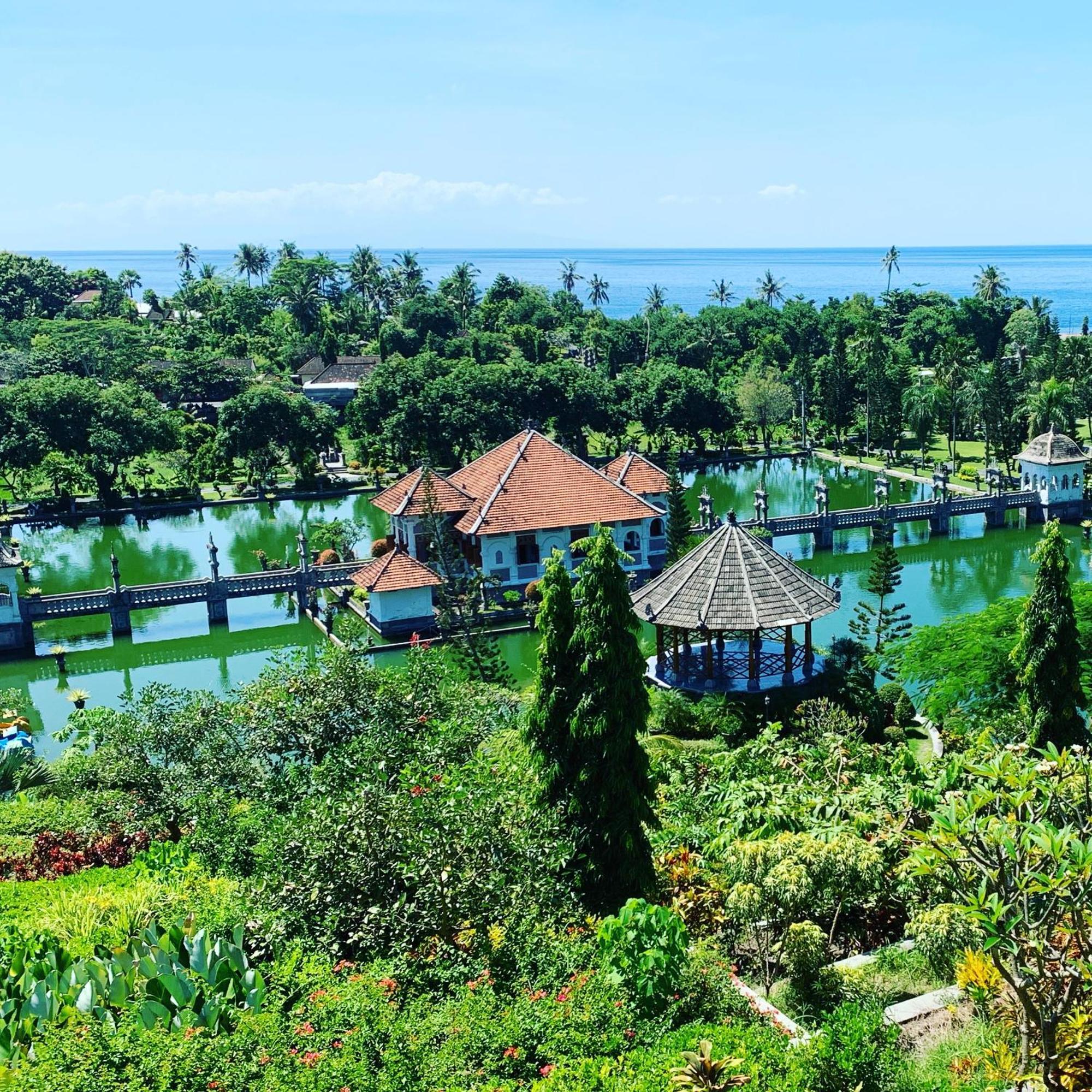 Ocean Suite By A&J - Exceptional Beachfront Apartment - Candidasa Bagian luar foto